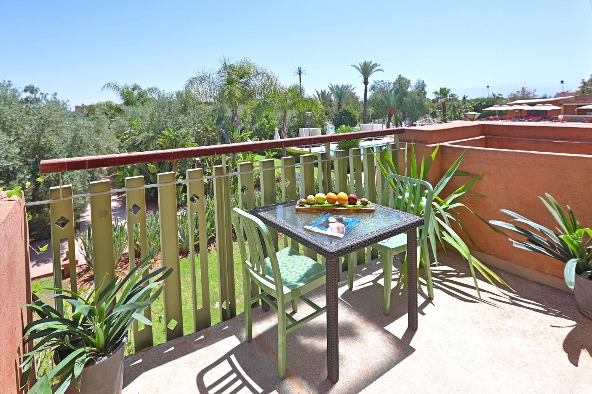 Kenzi Club Agdal Medina Hotel Lahebichate Kültér fotó A balcony